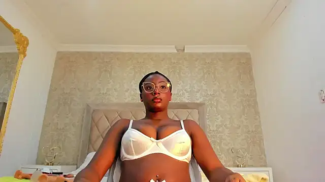 agnessBailey  online show from 02-10-25, 08:53