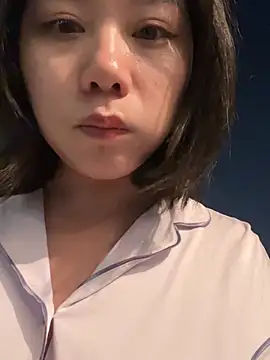 Eliza-E online show from 05-10-26, 02:00