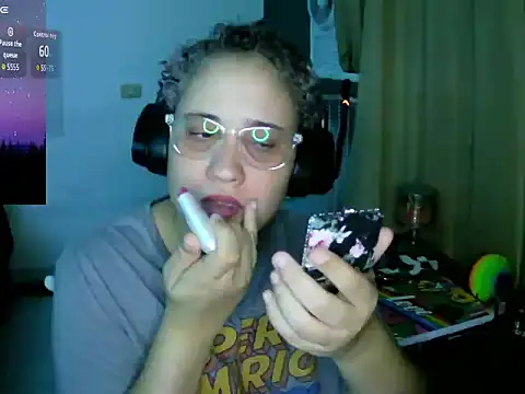 Snapshot of lolalicious_758 chatting on 10-07-25, 11:46 lolalicious 758 online show from 10-07-25, 11:46