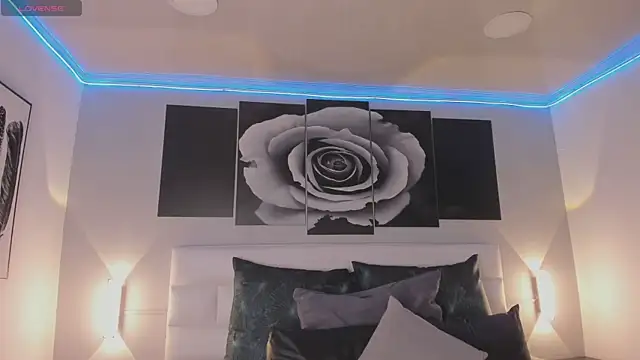 sofi bakerr online show from 09-09-25, 11:32