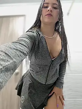 VAL PRINCESS online show from 12-19-24, 12:13