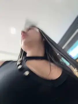 VAL PRINCESS online show from 03-05-25, 09:04