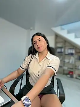 VAL PRINCESS online show from 03-25-26, 12:05