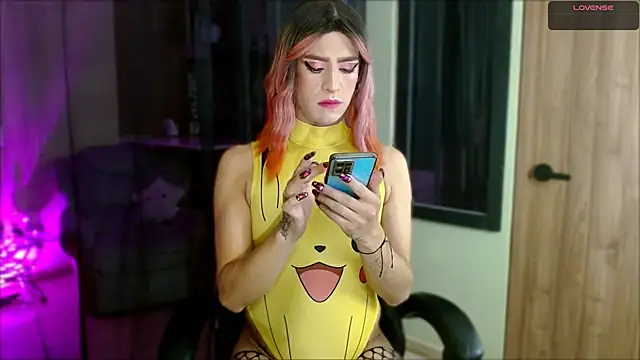 tevenwhiite online show from 11-28-25, 01:30