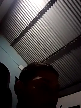 7ShaunkHend  online show from 10-04-25, 06:00