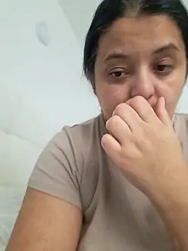 sarahhh1987 online show from 02-23-26, 06:55