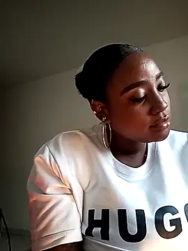 Perlasexyu1 online show from 10-16-25, 02:40