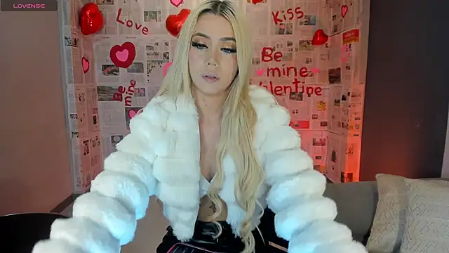 HannaConnor  online show from 02-13-26, 08:49