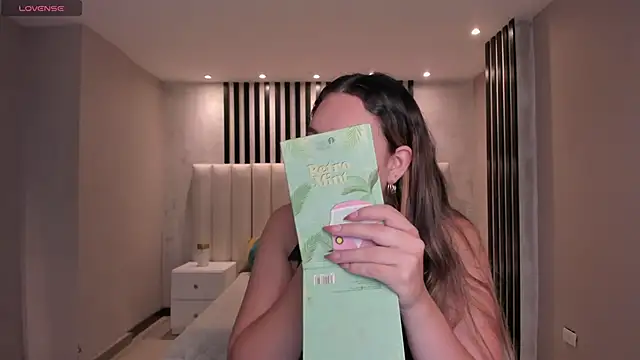 BellaRose X online show from 03-29-26, 04:34