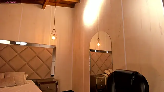 ViolettHansson online show from 01-13-26, 06:46