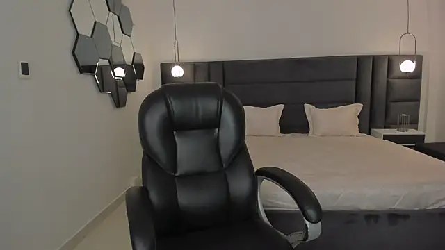 AliceHarper  online show from 01-15-25, 02:49