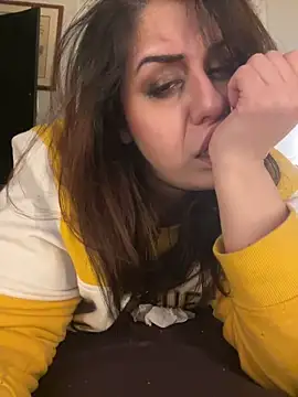 holyeroticss online show from 02-02-25, 10:02