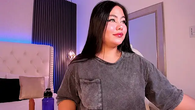 aliscollins  online show from 03-13-25, 02:16