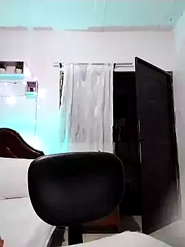 lunanataly online show from 12-30-24, 12:00