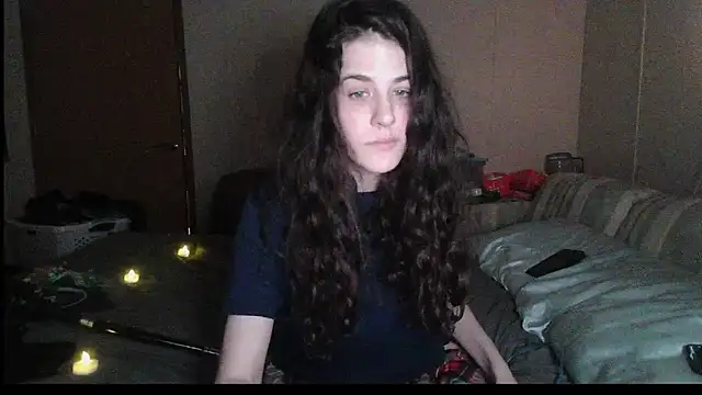 Snapshot of rileyyb_ chatting on 05-11-26, 06:52 rileyyb online show from 05-11-26, 06:52