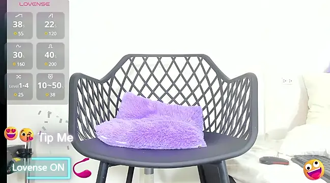 samanta-Little online show from 01-25-25, 01:32