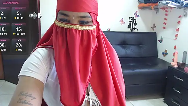 Snapshot of Aaliyah_brown chatting on 02-06-25, 02:15 Aaliyah brown online show from 02-06-25, 02:15