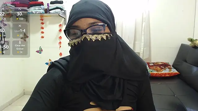 Snapshot of Aaliyah_brown chatting on 09-24-25, 01:58 Aaliyah brown online show from 09-24-25, 01:58