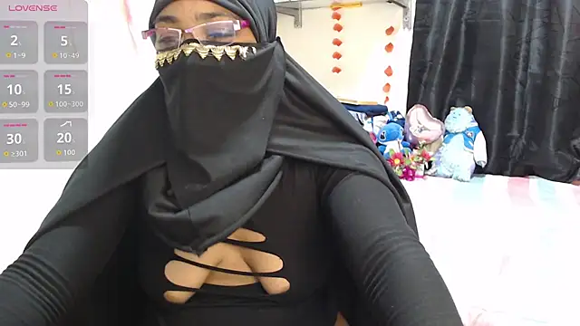 Aaliyah brown online show from 11-05-25, 03:12