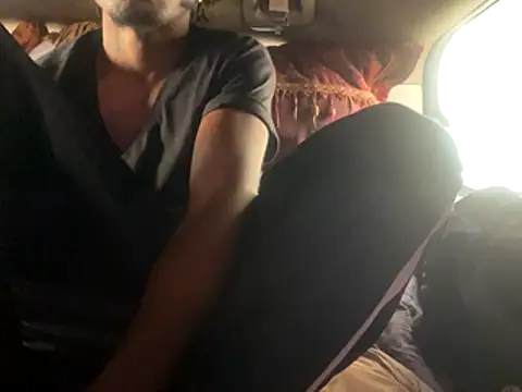 SlimeCrownzOut5 online show from 12-05-25, 03:09