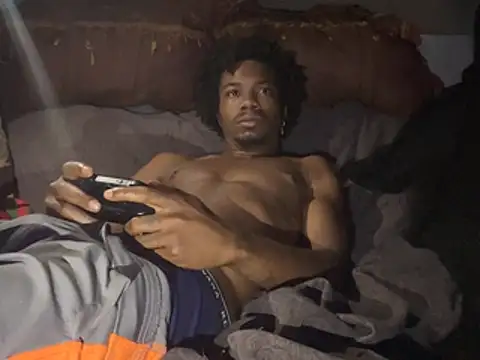 SlimeCrownzOut5 online show from 03-04-26, 12:00