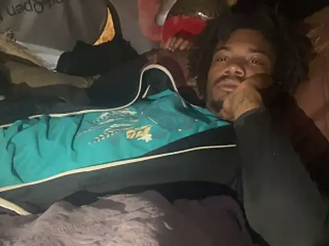 SlimeCrownzOut5 online show from 05-08-26, 03:28