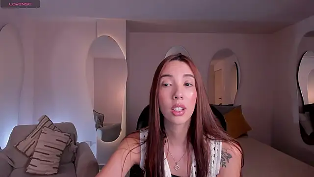 Snapshot of AnaisNin chatting on 02-28-26, 12:28 AnaisNin online show from 02-28-26, 12:28