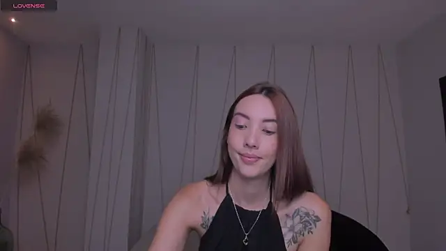 Snapshot of AnaisNin chatting on 03-03-26, 11:05 AnaisNin online show from 03-03-26, 11:05