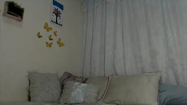 Snapshot of sharloth_x18 chatting on 10-13-25, 12:16 sharloth x18 online show from 10-13-25, 12:16