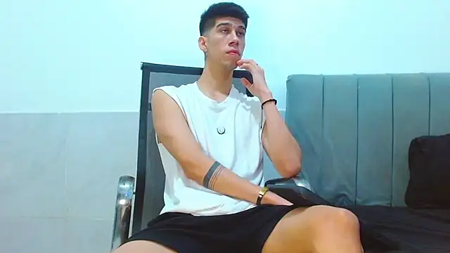 Snapshot of jhony-sex chatting on 04-24-26, 08:39 jhony-sex online show from 04-24-26, 08:39