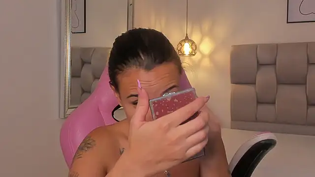 Susan-Sweet-7 online show from 09-22-25, 08:33