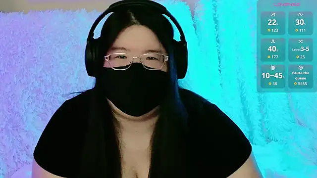 Kara-Nuna online show from 02-12-26, 01:33