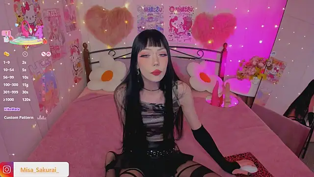 Snapshot of Misa_Sakurai chatting on 10-10-25, 12:31 Misa Sakurai online show from 10-10-25, 12:31