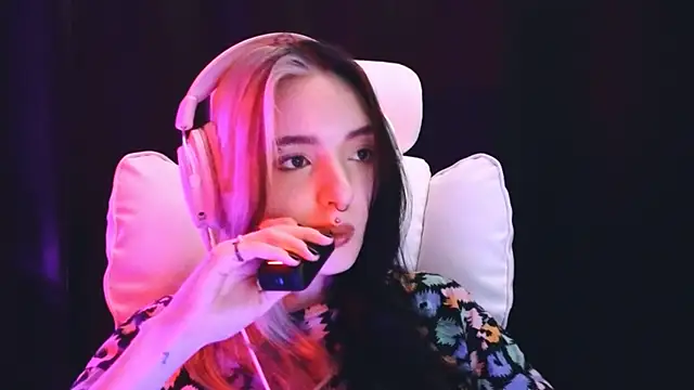 Avi Nile online show from 02-06-25, 02:22