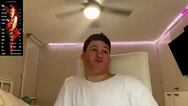 Lorenzo hernandez online show from 09-27-25, 10:37