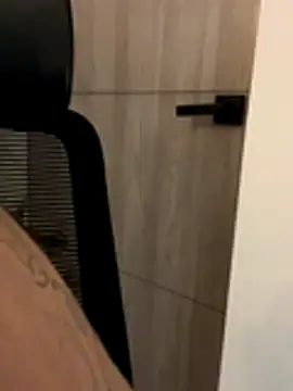 IrisBaker online show from 11-26-25, 09:27