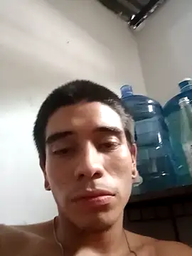 Snapshot of Mrdetonador chatting on 04-06-26, 07:26 Mrdetonador online show from 04-06-26, 07:26