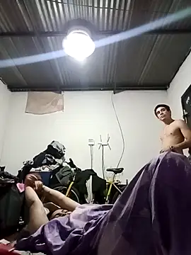 Snapshot of Mrdetonador chatting on 04-16-26, 02:34 Mrdetonador online show from 04-16-26, 02:34