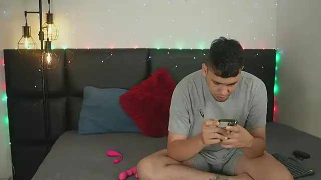 Cleoanubis- online show from 12-14-24, 06:02