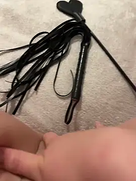 Leanaa Jolly online show from 02-10-25, 07:38