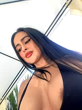 Alexandra duque online show from 10-17-25, 08:55