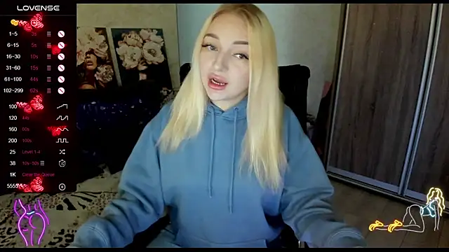 Stella  Cox online show from 10-03-25, 05:26