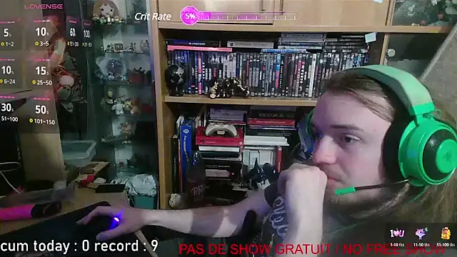 Snapshot of nicolasdumand21 chatting on 02-15-25, 09:37 nicolasdumand21 online show from 02-15-25, 09:37