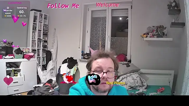 larsgessner30 online show from 10-25-25, 07:08