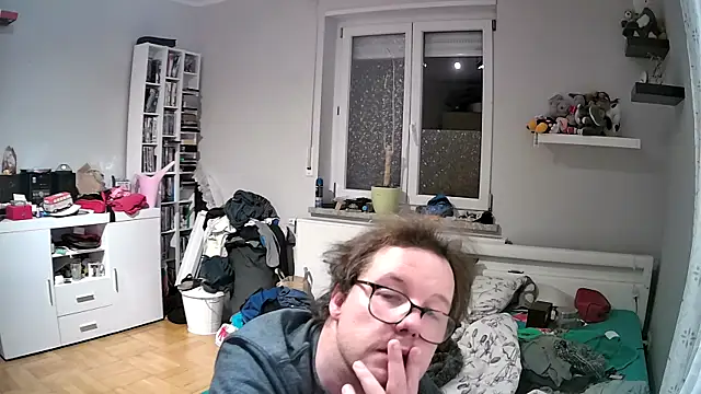 larsgessner30 online show from 11-19-25, 09:59