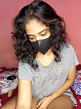 Snapshot of nadeeshakodituwakku chatting on 03-03-25, 12:48 nadeeshakodituwakku online show from 03-03-25, 12:48