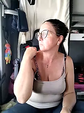 cuplubijoanna online show from 04-30-26, 11:05
