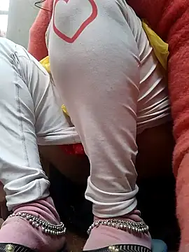 Simaran bhabhi online show from 01-18-25, 01:30