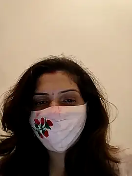 Snapshot of Simaran_bhabhi chatting on 02-11-26, 04:12 Simaran bhabhi online show from 02-11-26, 04:12