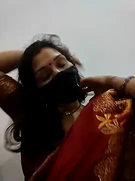 Snapshot of Simaran_bhabhi chatting on 03-08-26, 02:10 Simaran bhabhi online show from 03-08-26, 02:10